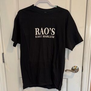 Rao's Of East Harlem Italian Restaurant Graphic T Shirt  sz large NWOT t-shirt